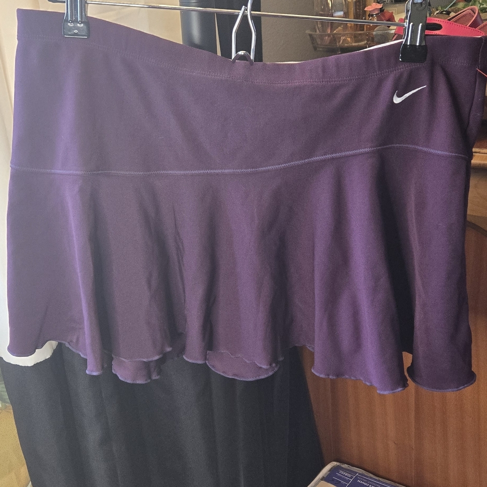 Nike Women's Purple Skirt